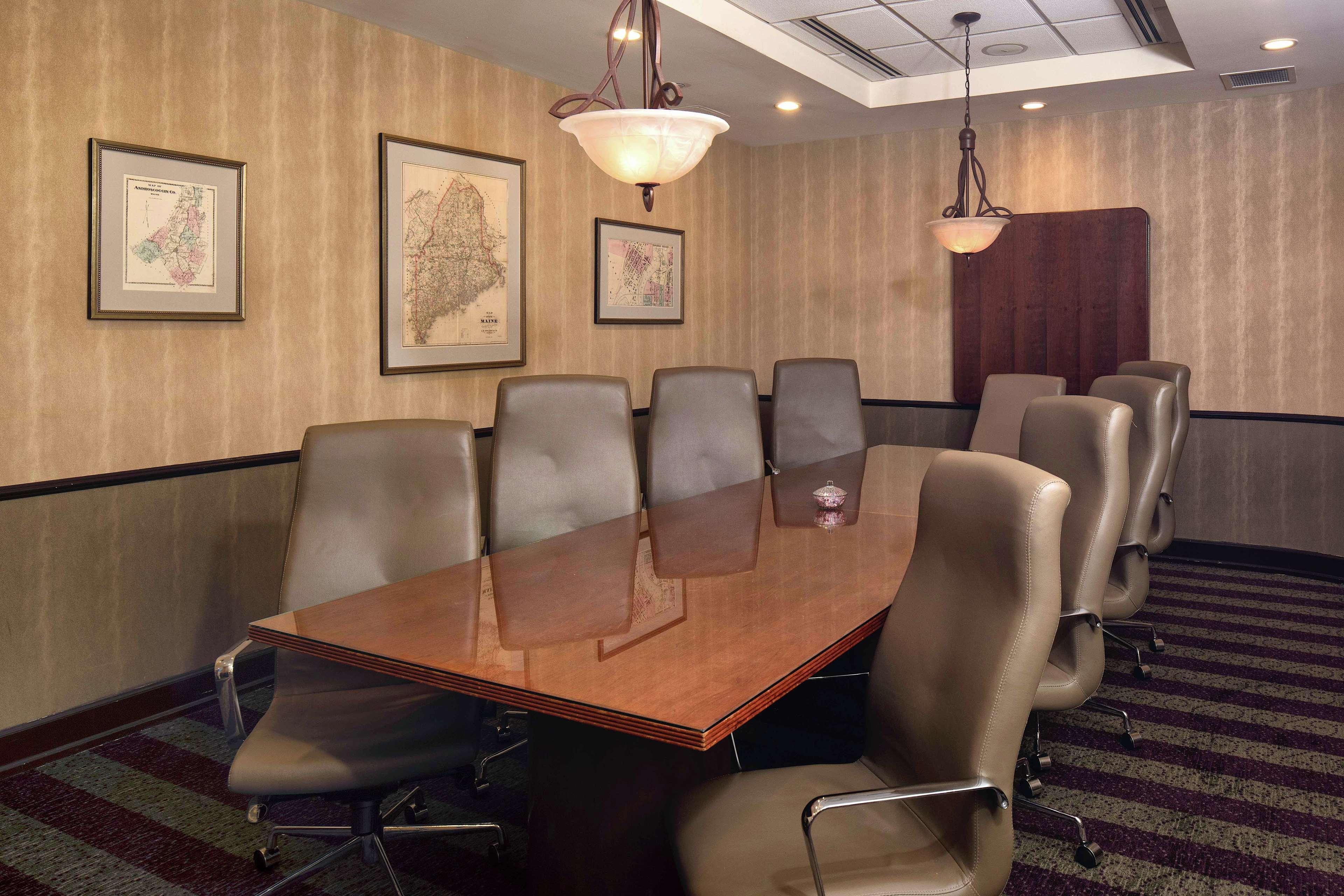 Hilton Garden Inn Auburn Riverwatch Ngoại thất bức ảnh