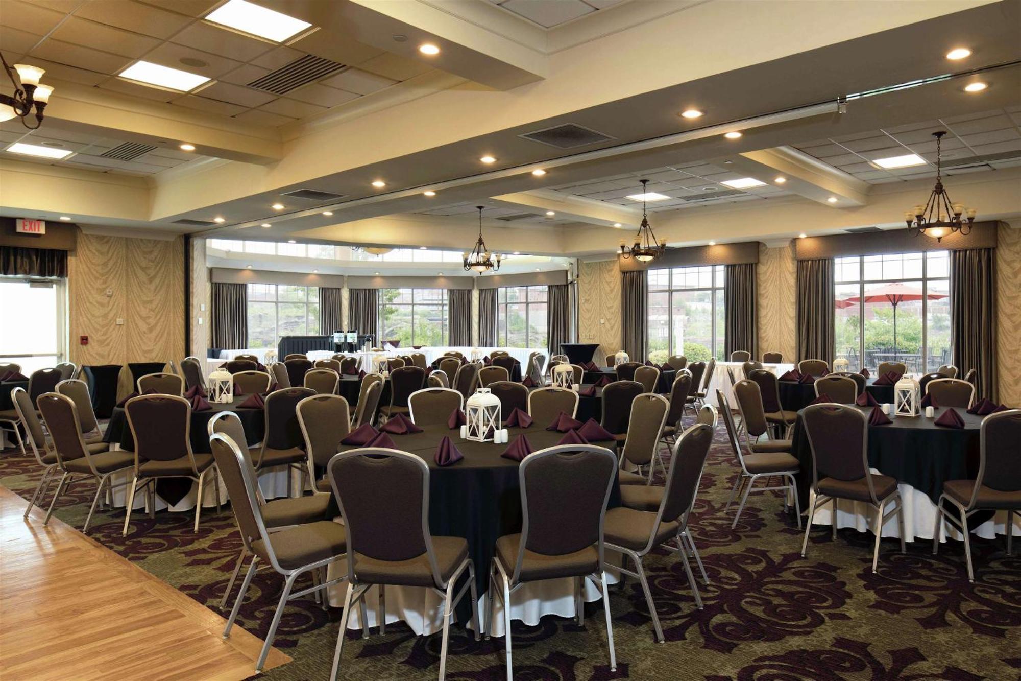Hilton Garden Inn Auburn Riverwatch Ngoại thất bức ảnh