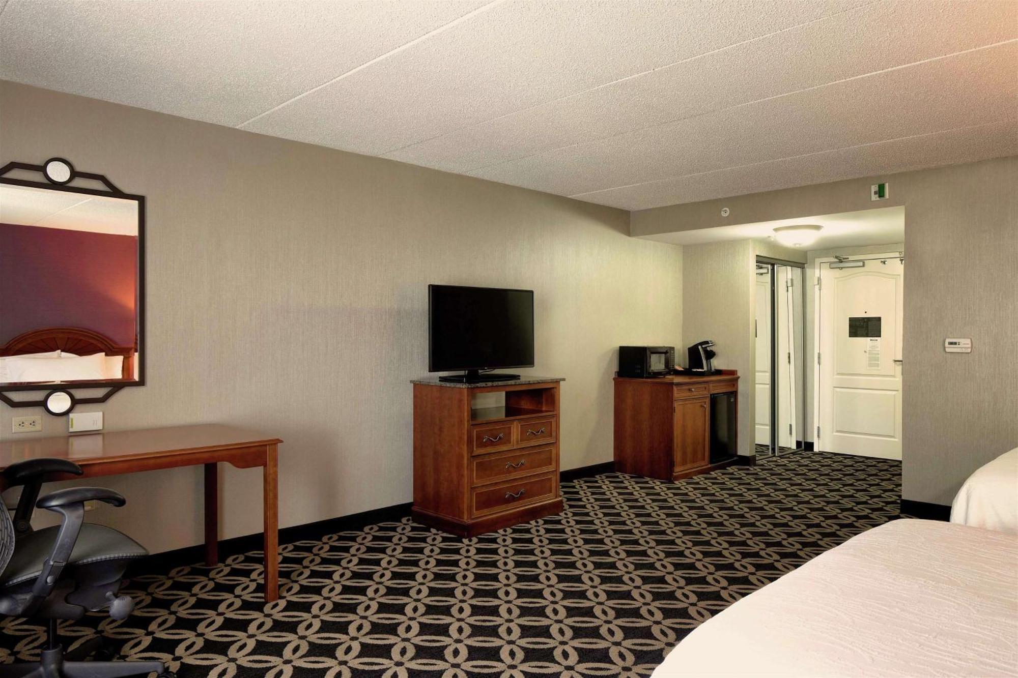 Hilton Garden Inn Auburn Riverwatch Ngoại thất bức ảnh