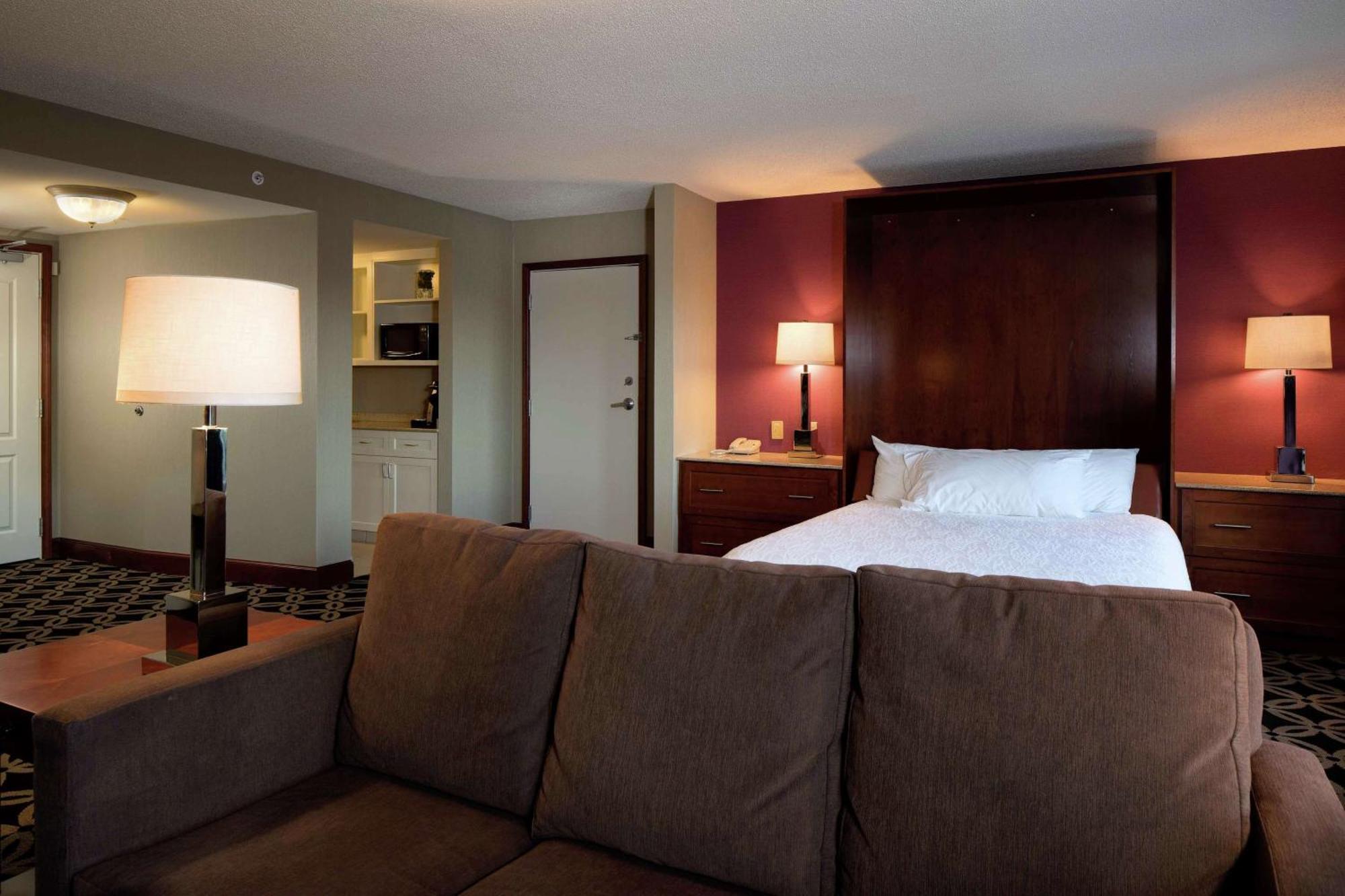 Hilton Garden Inn Auburn Riverwatch Ngoại thất bức ảnh