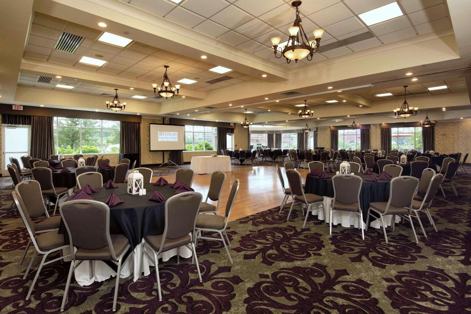 Hilton Garden Inn Auburn Riverwatch Ngoại thất bức ảnh