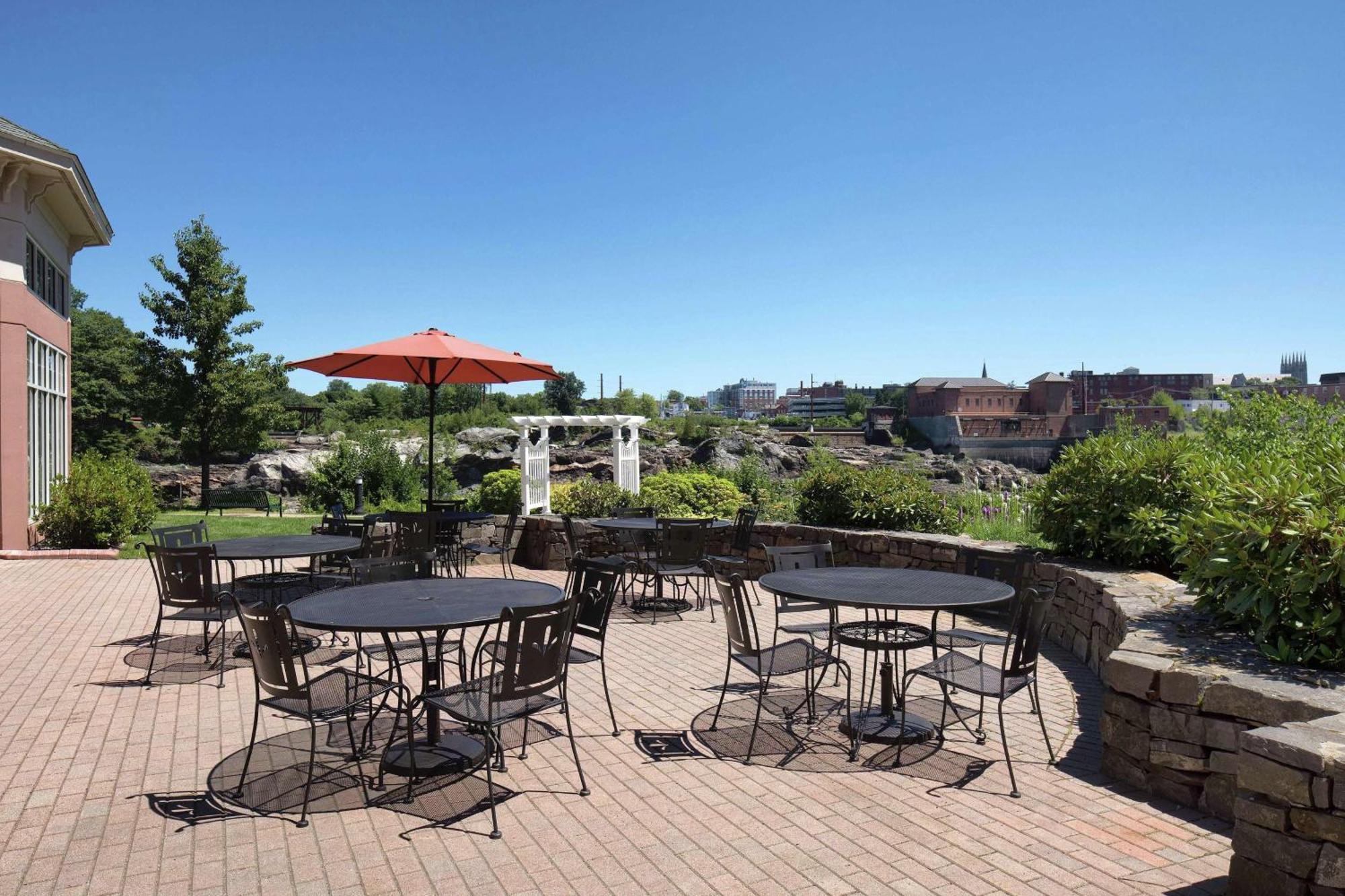 Hilton Garden Inn Auburn Riverwatch Ngoại thất bức ảnh