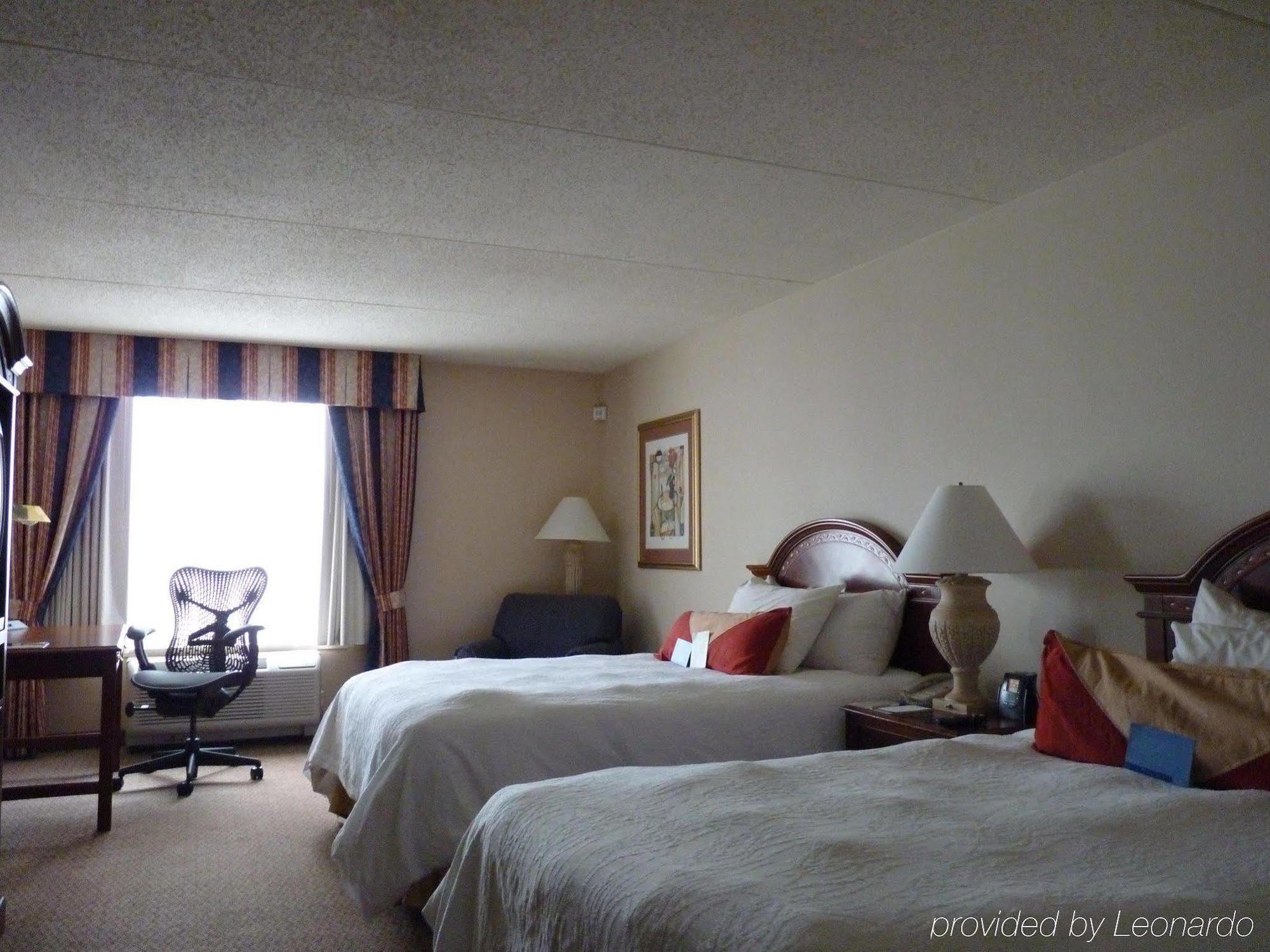Hilton Garden Inn Auburn Riverwatch Phòng bức ảnh